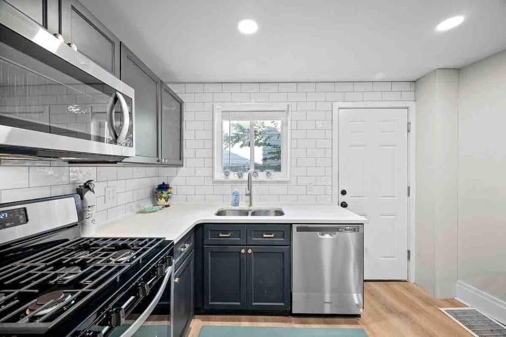 Hip And Bright Lawerenceville 2 Bed Easy Parking 피츠버그 외부 사진